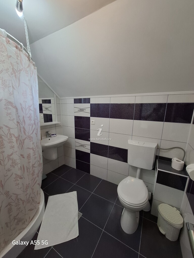 Casa de oaspeți din Șerbești