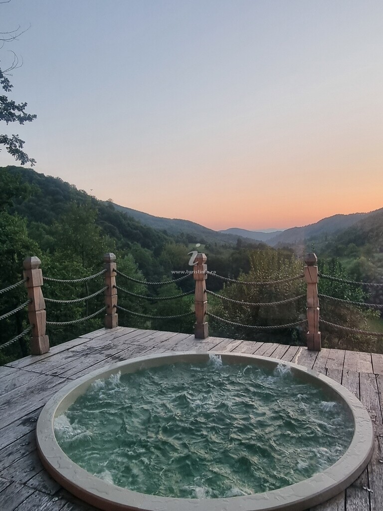 Cabana din Plăiuț