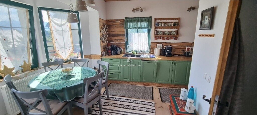 Casa de vacanță Casa cu Mesteceni