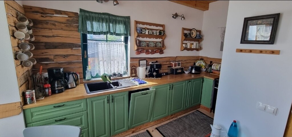 Casa de vacanță Casa cu Mesteceni