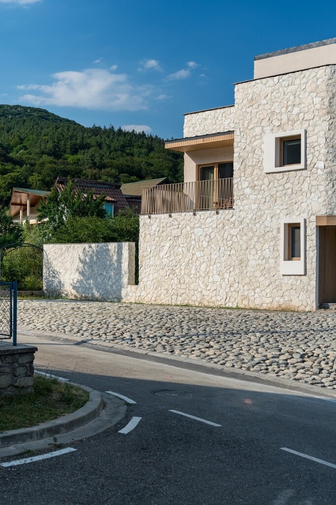 Stone Nest