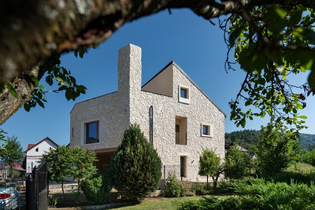 Stone Nest