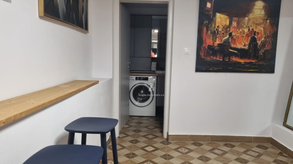 Casa de sub Brazi