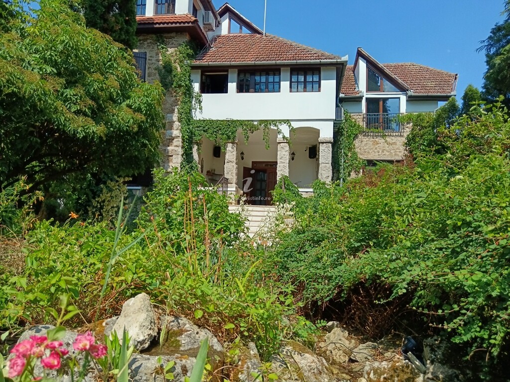 Vila Castelul Maria