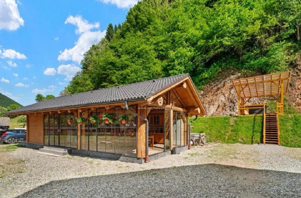 Cabana Chalet