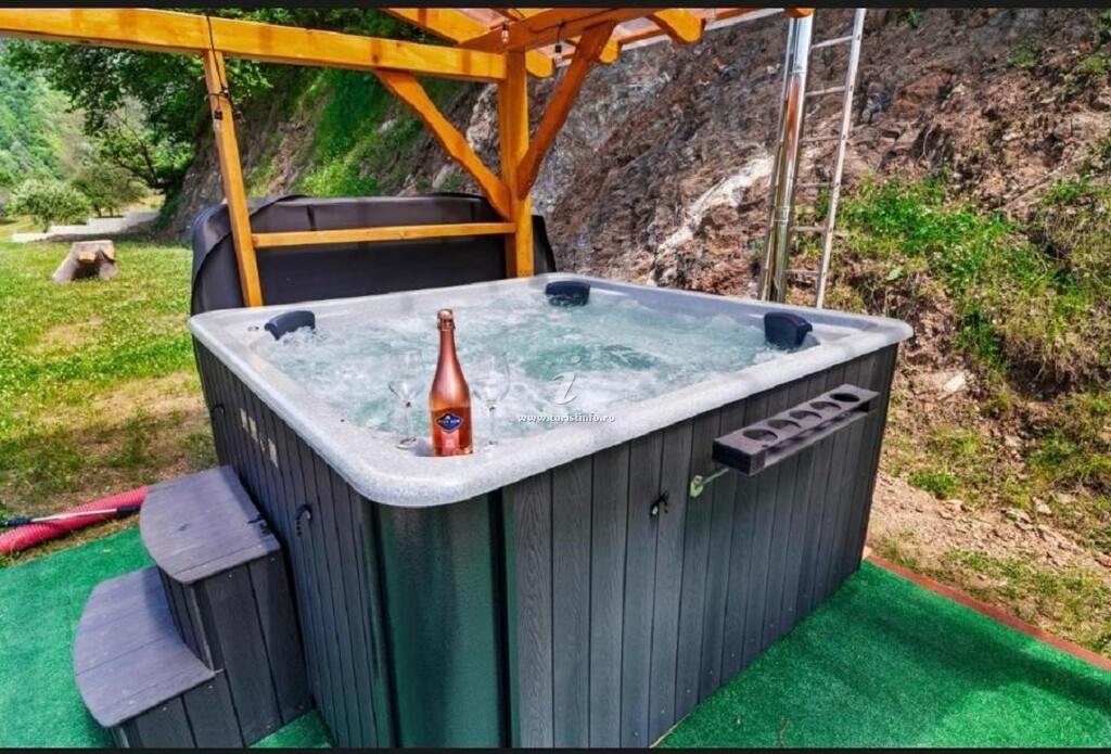 Cabana Chalet