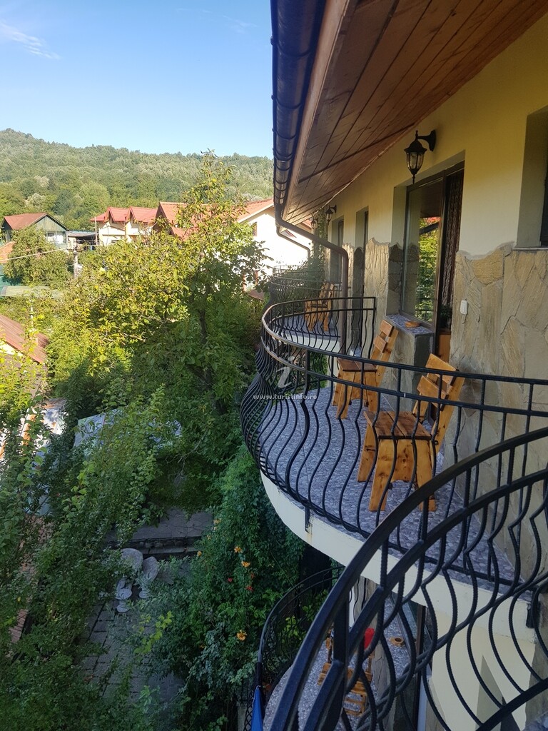 Pensiunea Top Demac