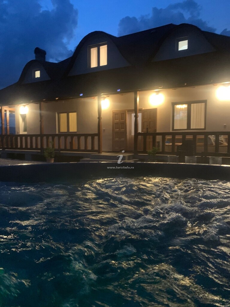 Cabana Iriss