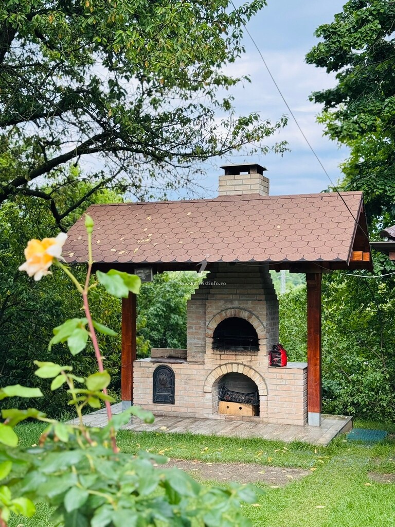 Casa cu Cireș