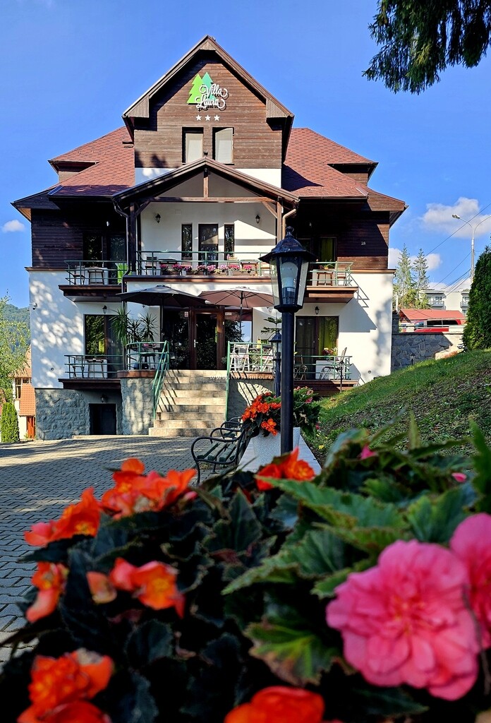 Camere de închiriat Laura Villa