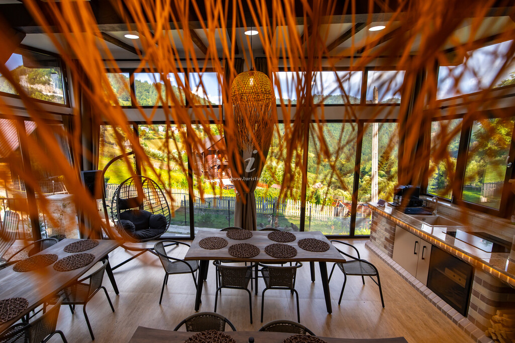 Casa de vacanță Giuvala by BNZ