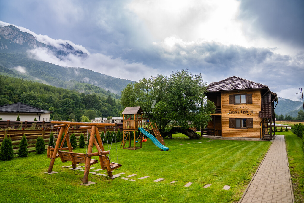 Apartamente Creasta Craiului