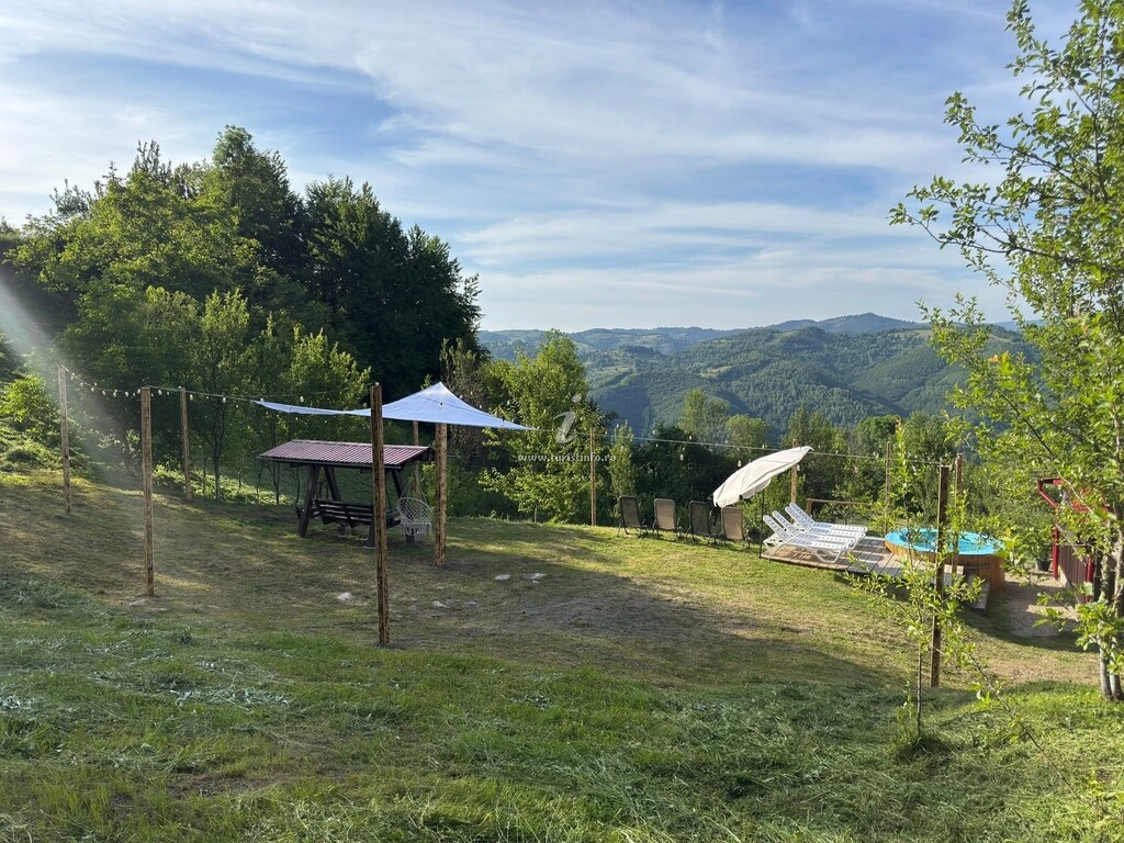 Căsuța de pe Dos