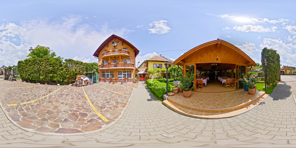 Casa Venesis House