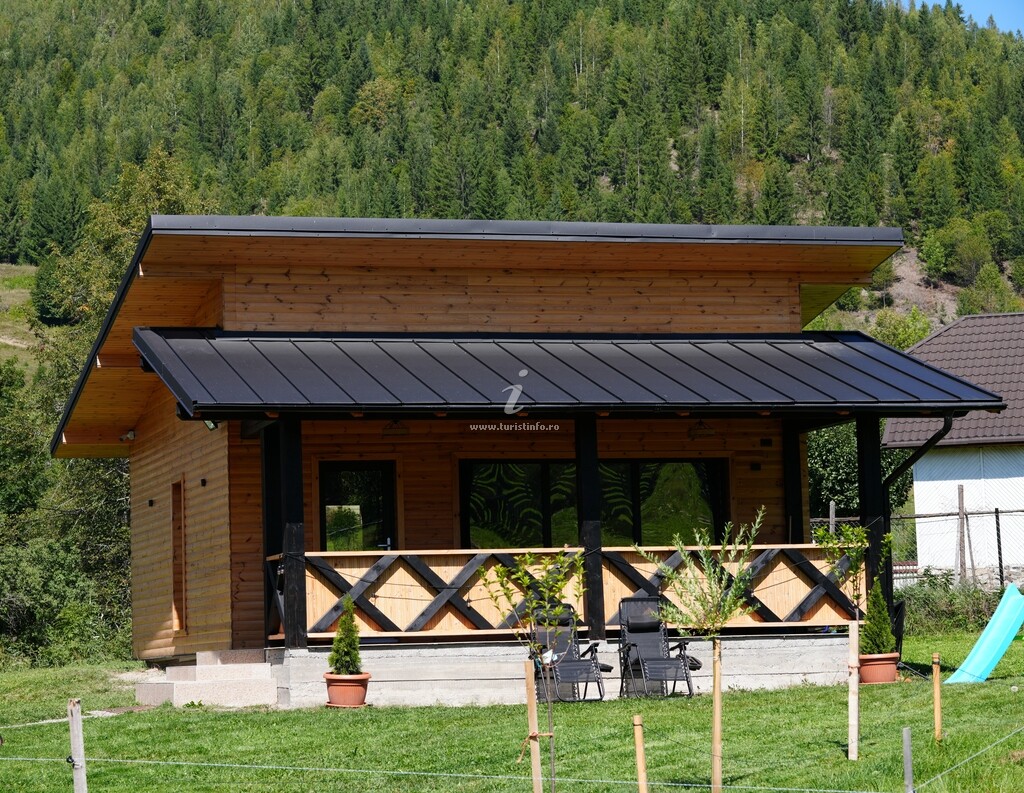 Casa de vacanță Căsuța Core