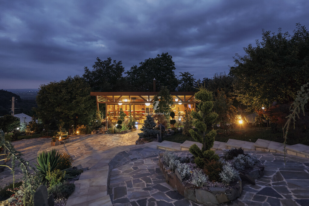 Ikabane - Varatec Resort