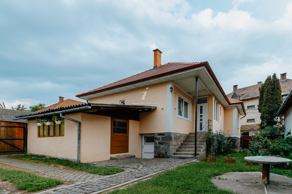 Pensiunea de pe Malul Pârâului 3