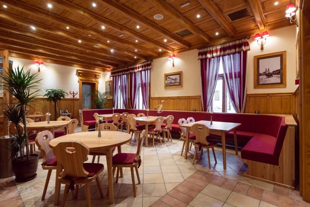 Camere de închiriat Kokel