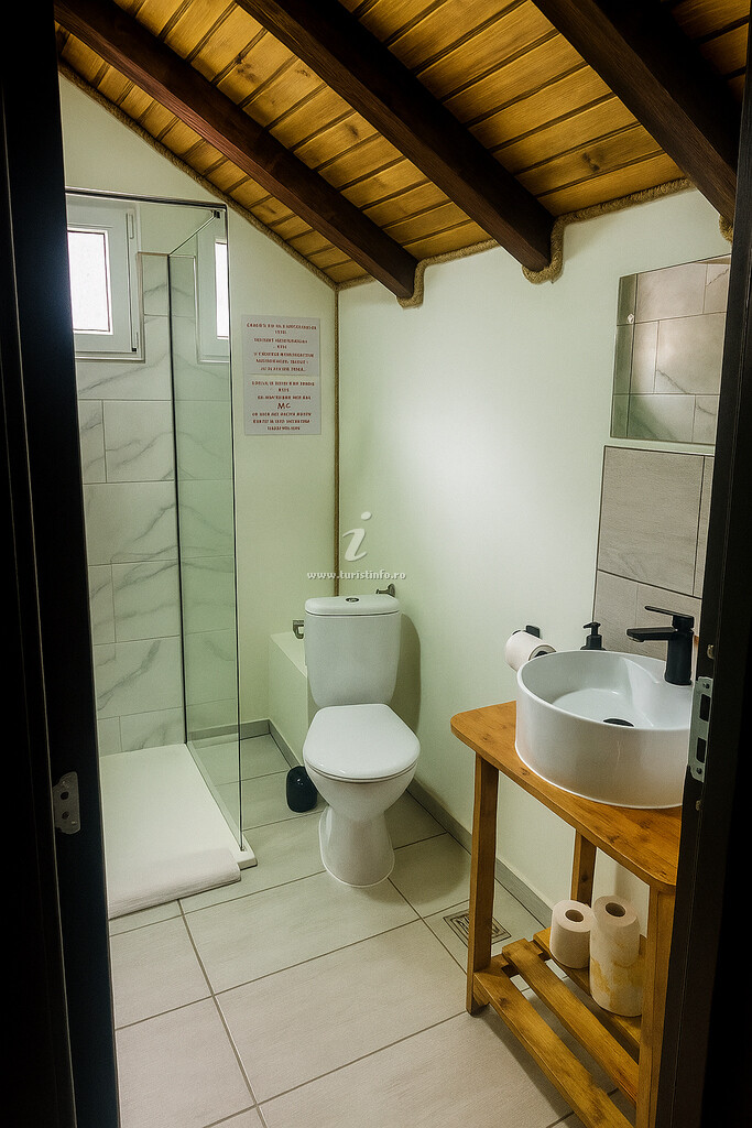 Cabana La Bătrânu