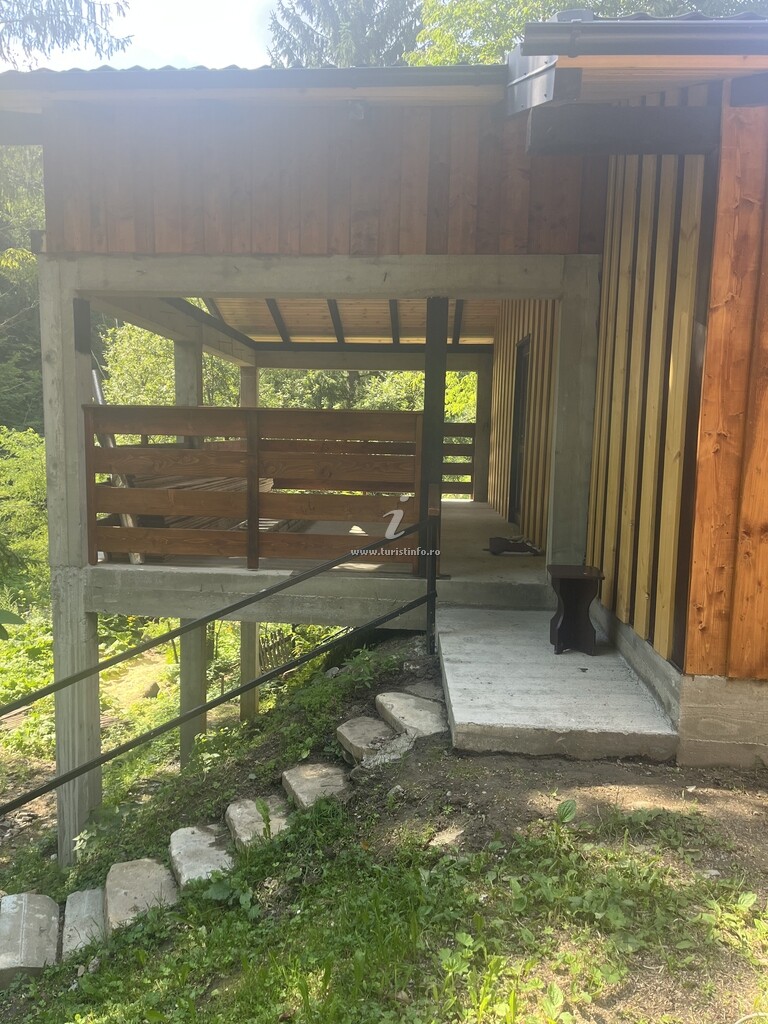 Camere de închiriat Lia Ciocîrlia