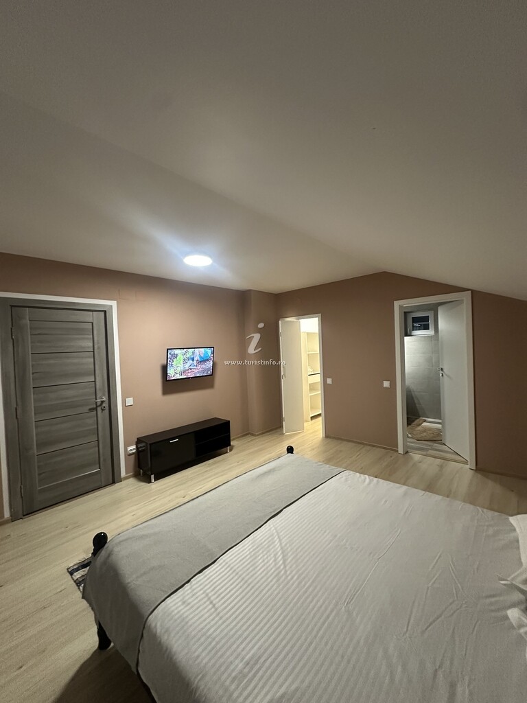 Casa Azuga Home