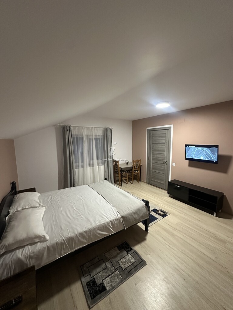 Casa Azuga Home