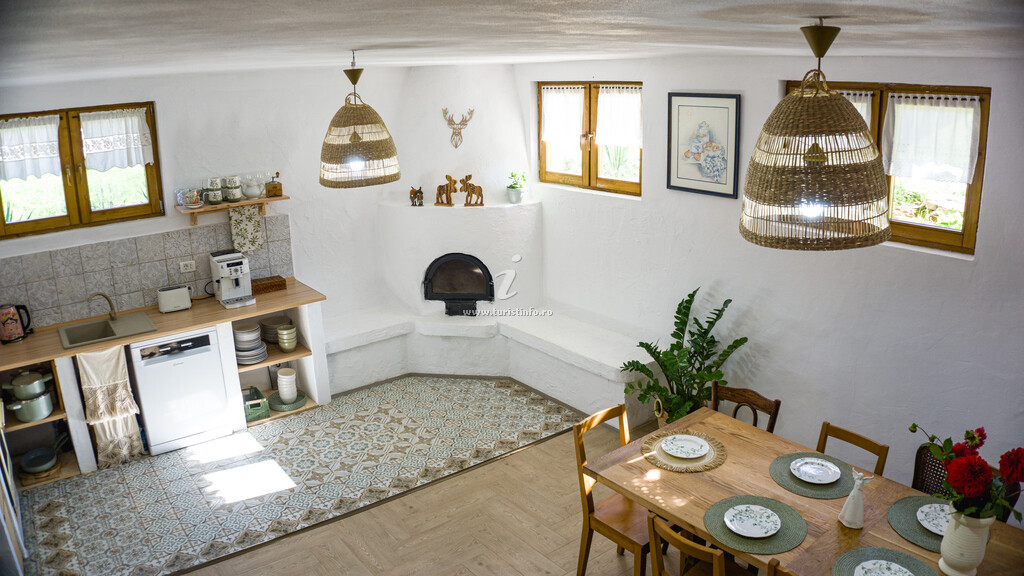 Cabana la Poale de Munte