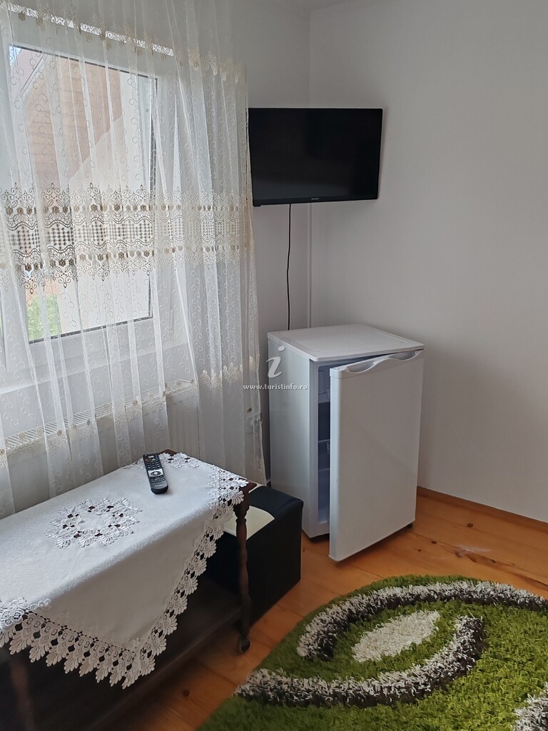 Camere de închiriat Casa Ela