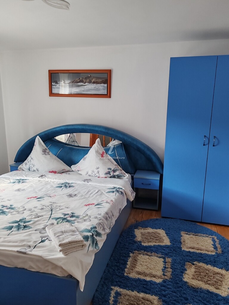 Camere de închiriat Casa Ela