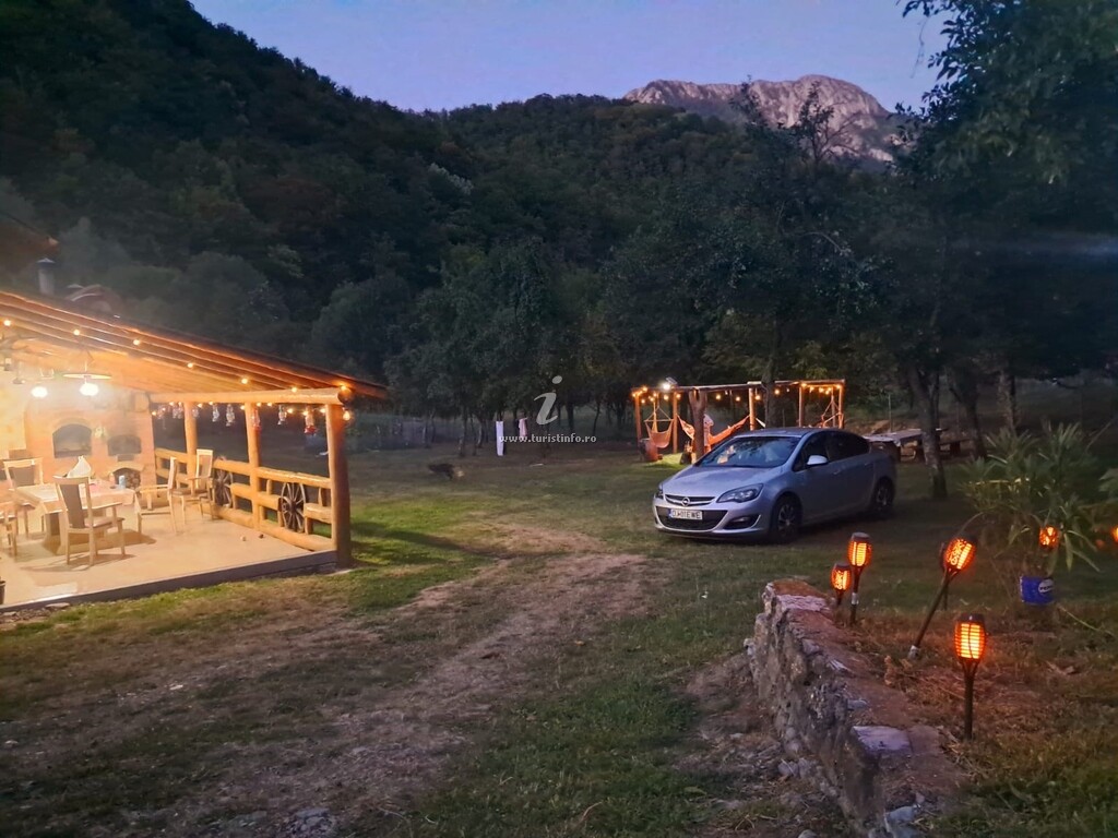 Cabana Lui Foardă