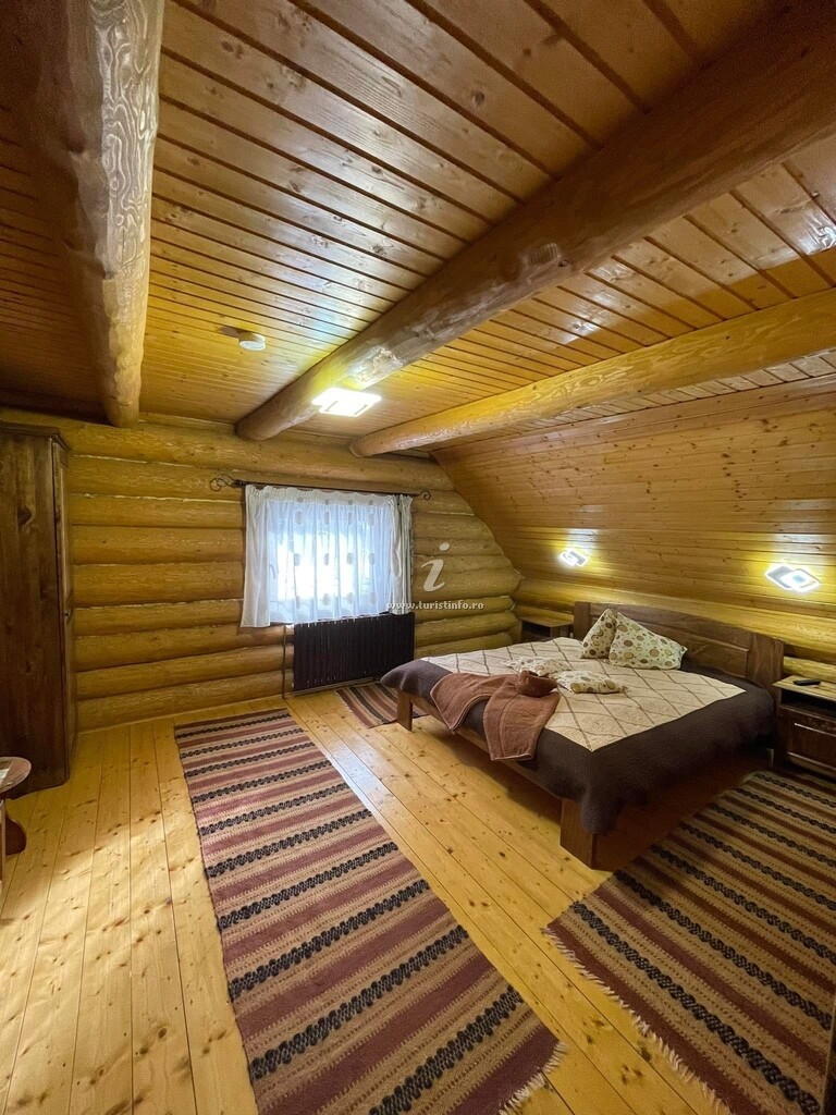 Cabana Piatra Runcului