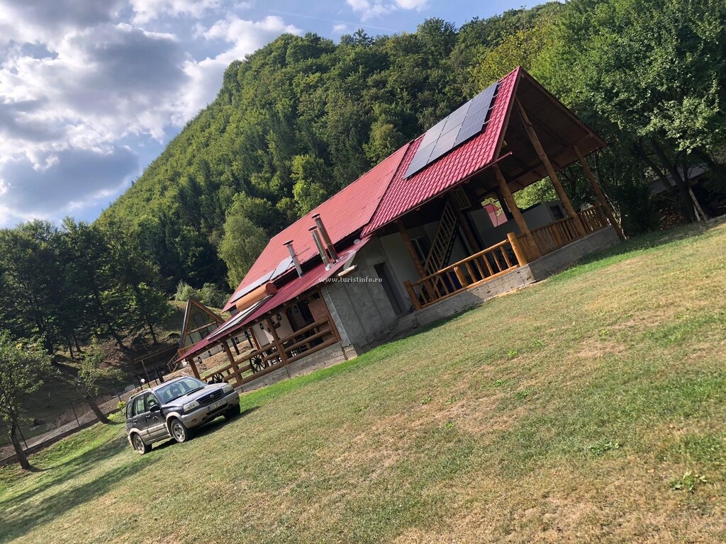 Cabana Lui Foardă