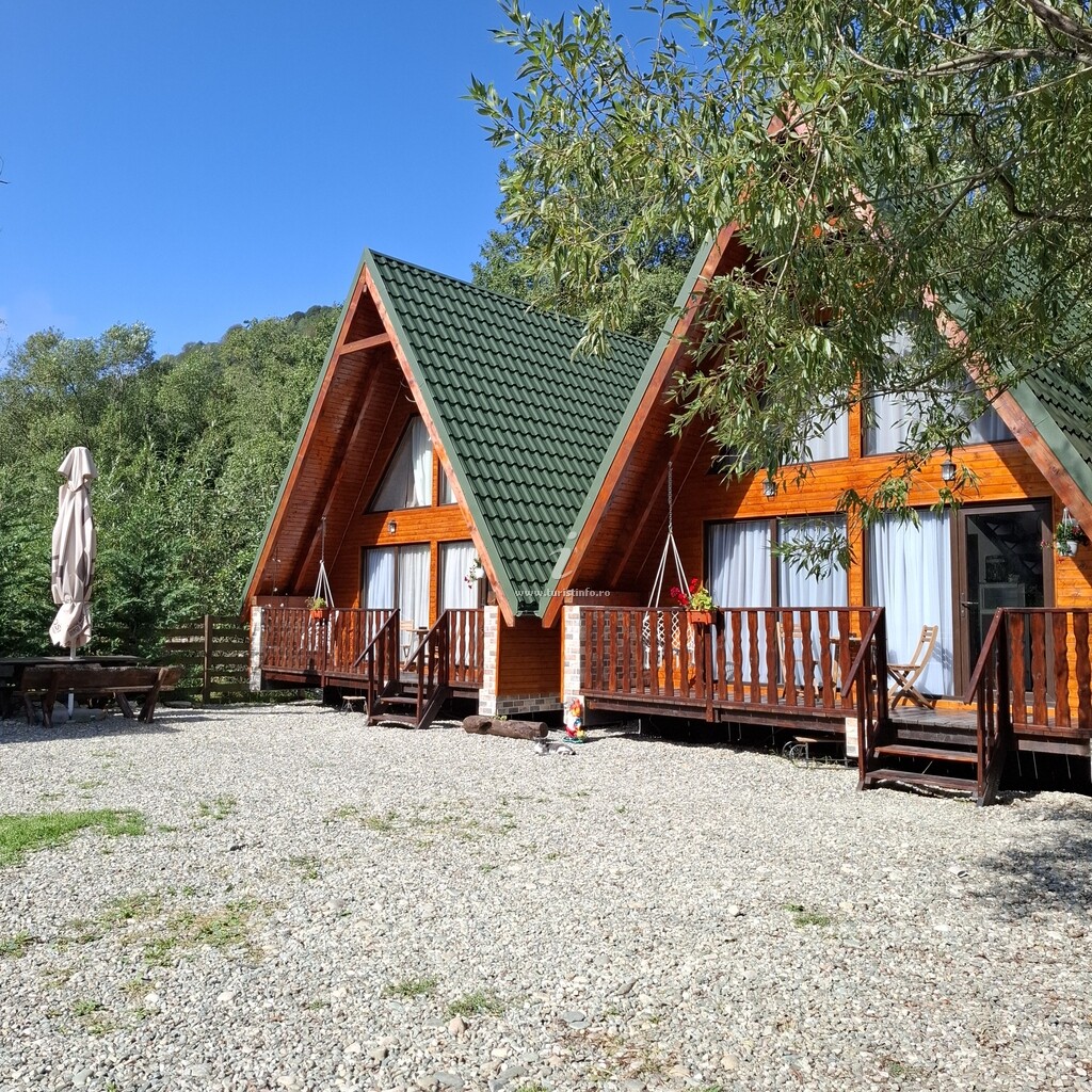A-frame By The River