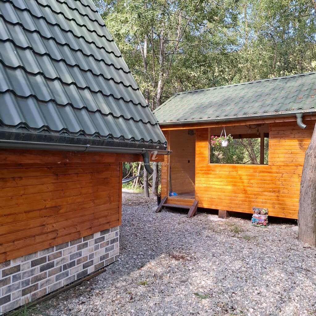 A-frame By The River
