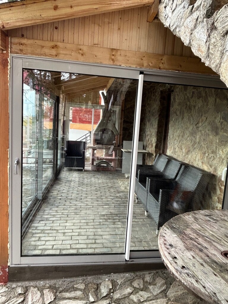 Cabana Carpatic Tour