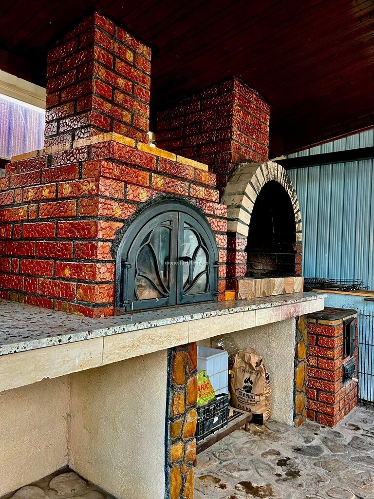Pensiunea Casa Lăcrămioara