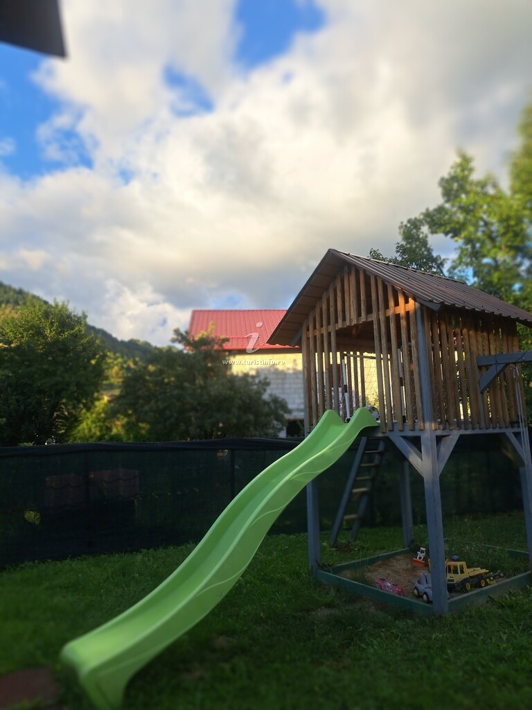 Cabana Alpin