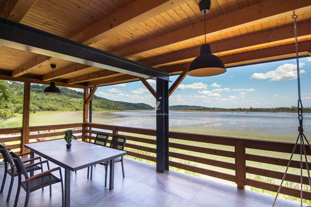 Cabana Anna by the Lake