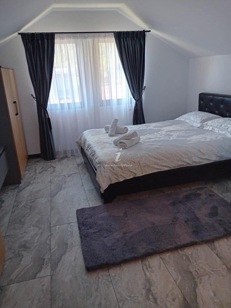 Casa de pe Vârf