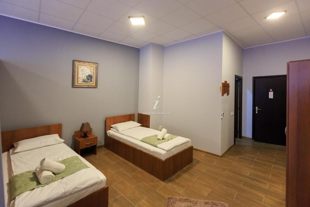Camere de închiriat Corner Center