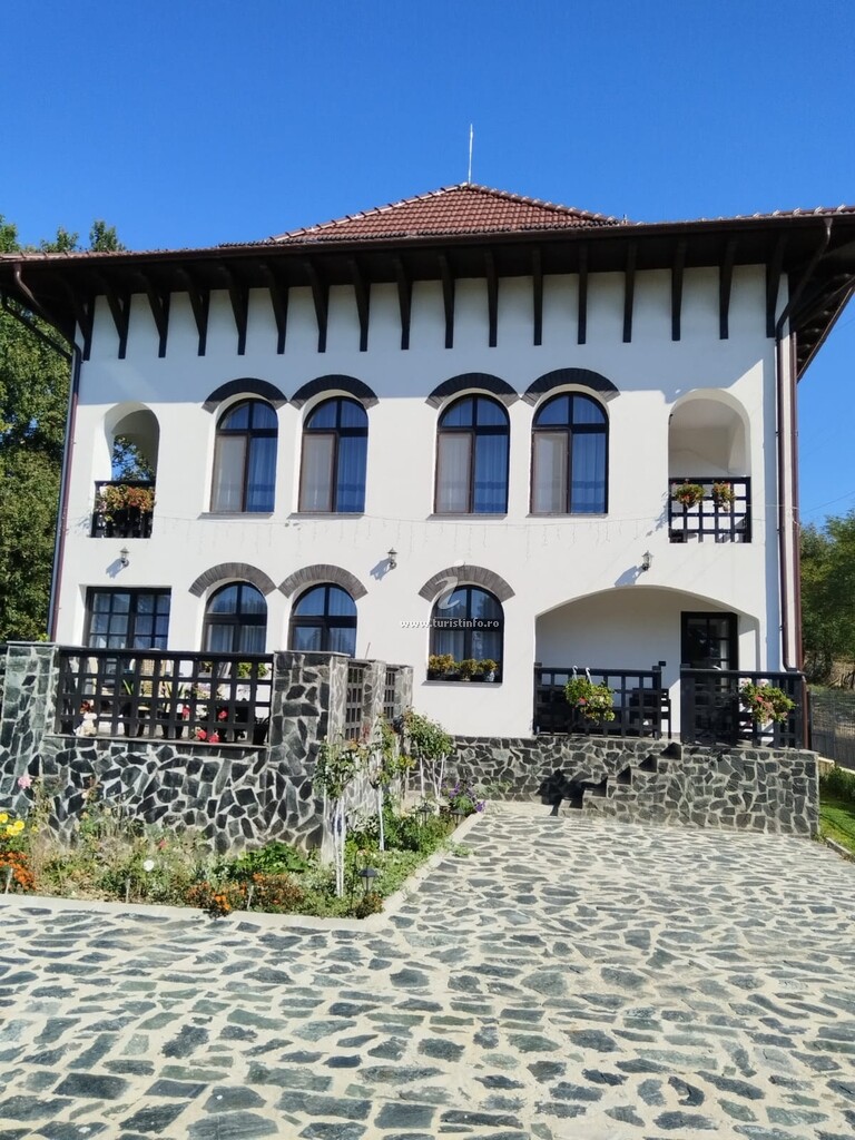 Conacul Edy și Anastasia