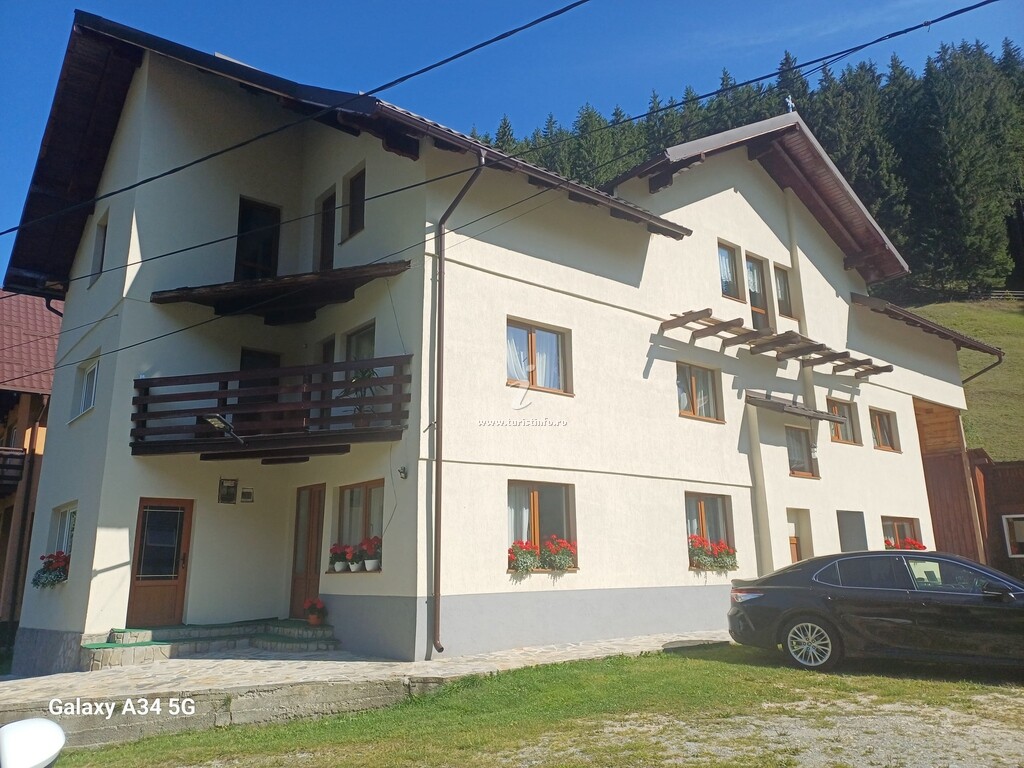 Vila Muntelui Bucegi