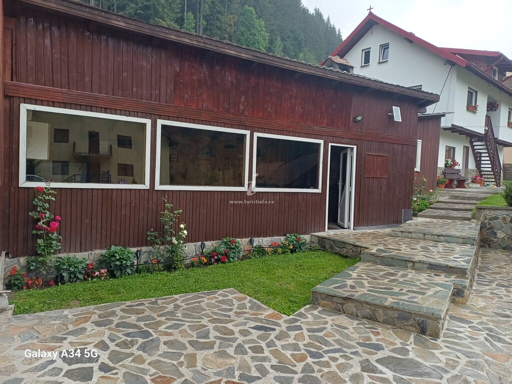 Vila Muntelui Bucegi