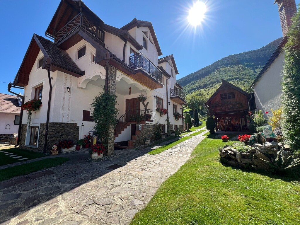Pensiunea Casa  Loloiu