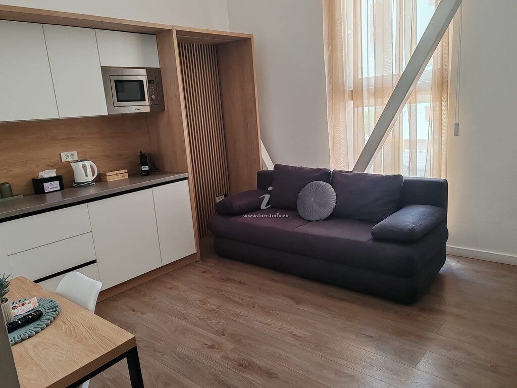 Complex Friends Residence