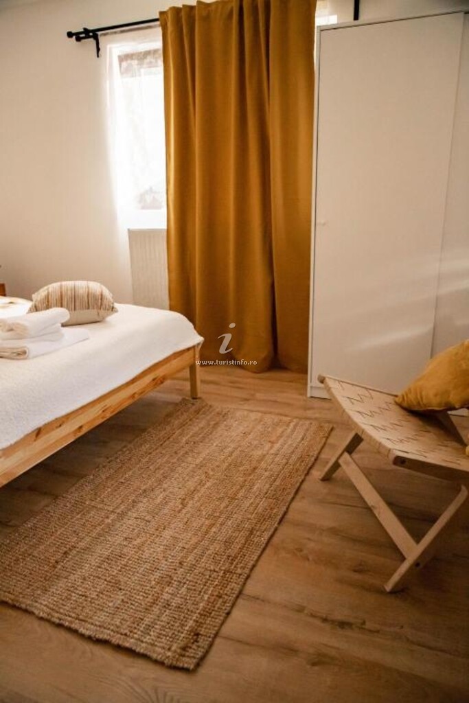 Casa de vacanță Adora River Retreat