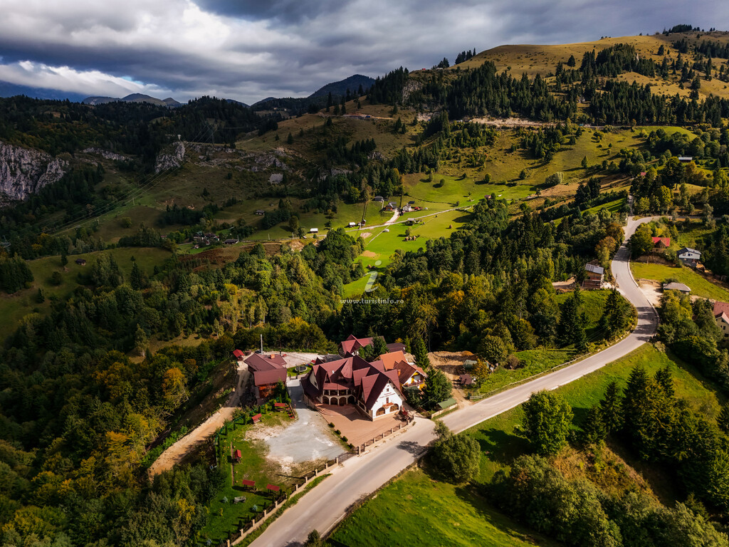 Pensiunea Cetatea Piatra Craiului