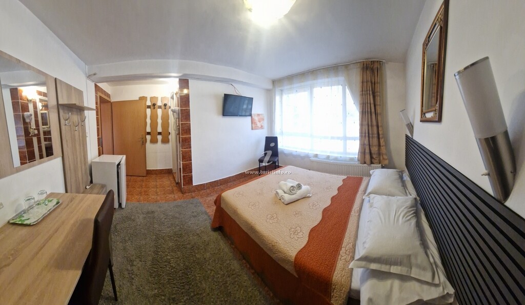 Pensiunea Casa Ana Roșu