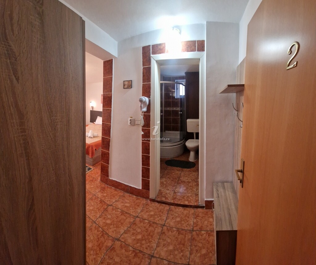Pensiunea Casa Ana Roșu