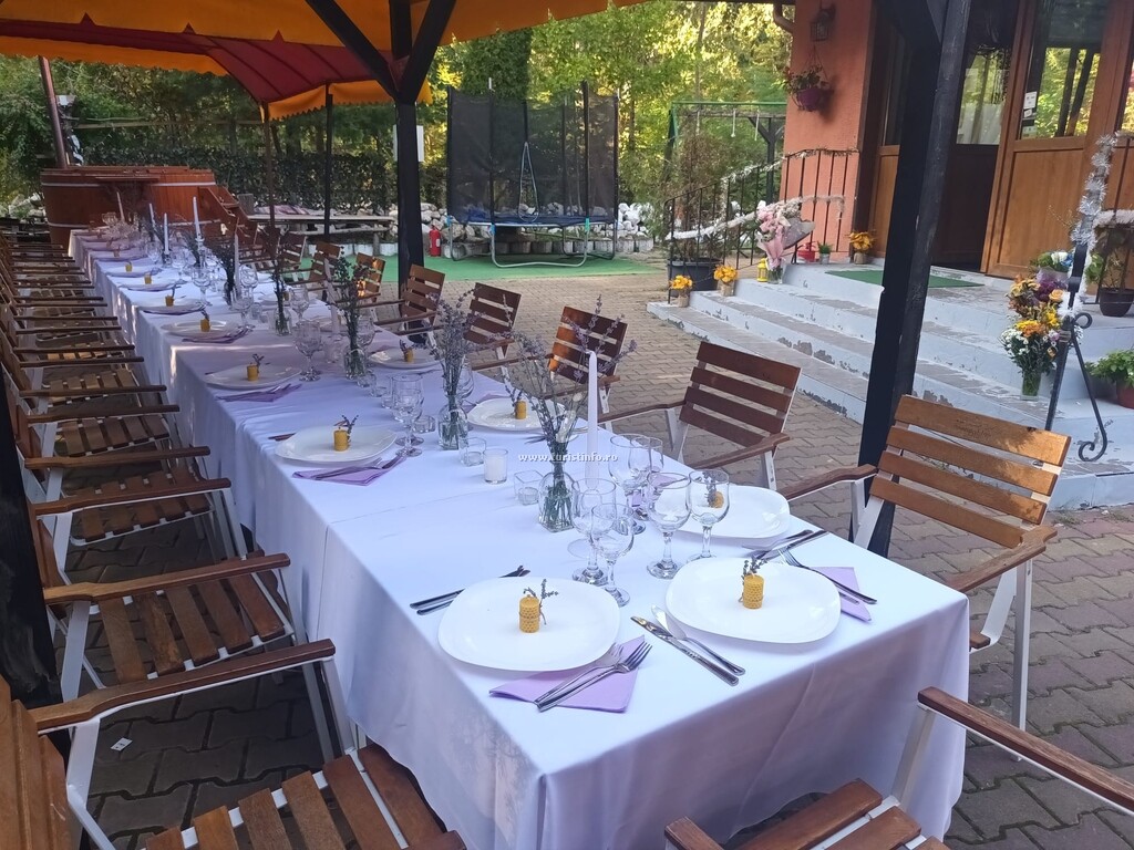 Camere de închiriat Hanul AniȚei - La Păducel